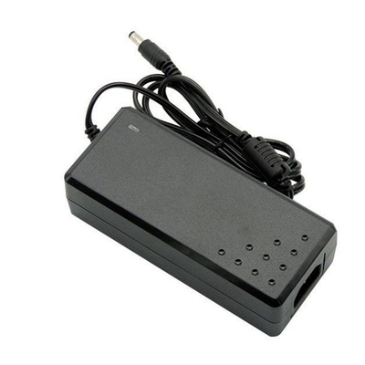Konstante Spannung 90W Schwarzer Desktop-Power-Adapter für C-Power AC100-240V 9V DC 10A