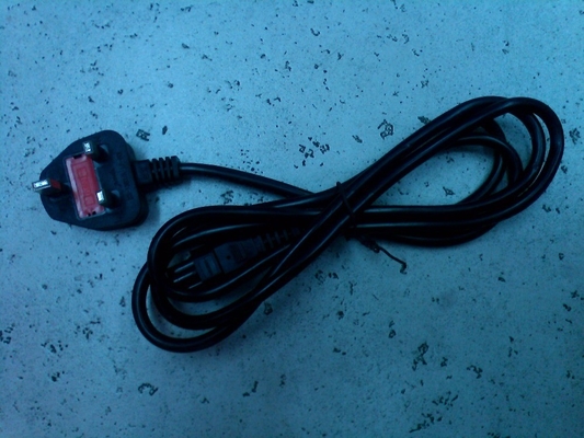 5V 12V 19V 24V 0,5A 1A 1.5A 2A 3A 4A 5A Netzteil mit CE-Zertifikat