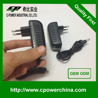 Gleichstrom-Ausgang Typ C-Stromversorgung 12V 1A Wechselstrom-Gleichstrom-Power-Adapter 1000mA Leistungsspeicher 12W für US-EU-Stecker
