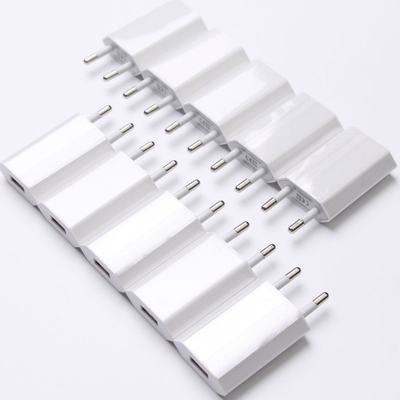 USB-Wandladefach Stecker DC-Ausgang Typ Schwarz Weiß 5V 1A Für iPhones Samsung Android LG