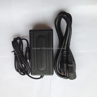 AC/DC12V 5A Stromversorgungsumrichter für LED-LCD-Monitor mit LED-Streifen