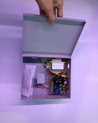 Zugriffskontrolle Batterie Backup 12V 5A 5V Stromversorgung für ununterbrochene Leistung