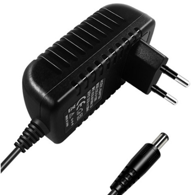 Gleichstromversorgung 5V 12V 24V Ausgang Typ Schwarz 500mA 1A 2A Adapter für elektronische Geräte