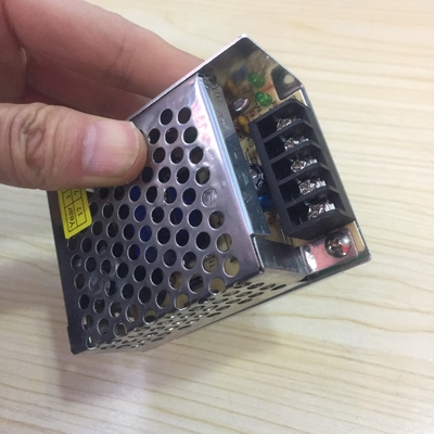QC-Prüfung AC DC 9V 12V 28V 36V 48V 5V Stromversorgung für die Bench-Ausgangsleistung 1 50W