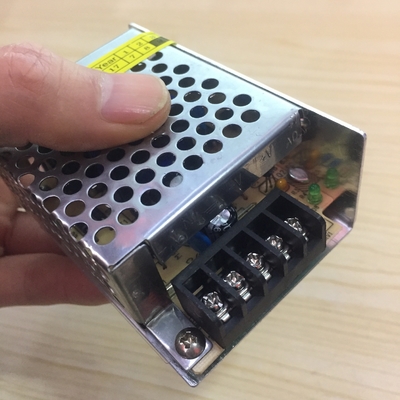 QC-Prüfung AC DC 9V 12V 28V 36V 48V 5V Stromversorgung für die Bench-Ausgangsleistung 1 50W