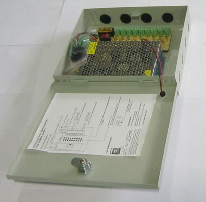 CCTV-Stromversorgungskasse 9CH 12V 5A Gleichstrom-Ausgang 60W Effizienz 90% Ausgangsfrequenz 50/60Hz