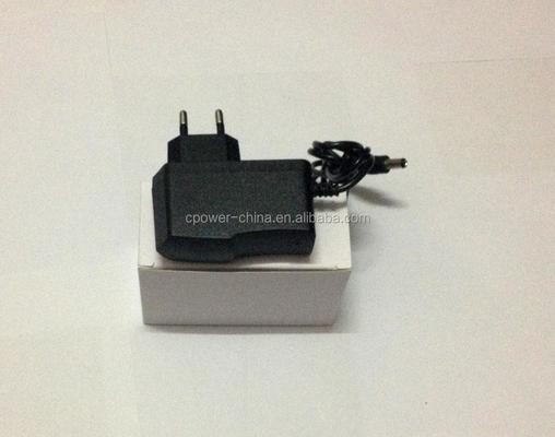 12V 1A 100-240V Wechselstrom Wandstecker Stromadapter 5,5x2,1 mm Erste Wahl Top-Notch-Option