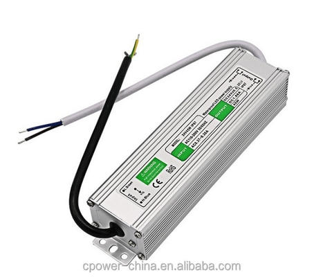 12V/24V LED-Lichtstreifen-Stromversorgung IP67 Wasserdicht 45W LED-Treiber Konstante Spannung