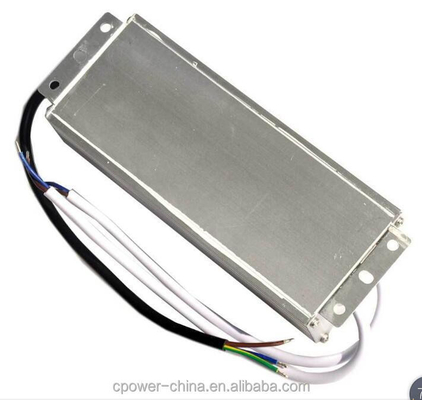 Einziger Ausgang 60W 5A IP67 wasserdicht LED-Stromversorgung 12V AC/DC mit 86% Wirkungsgrad