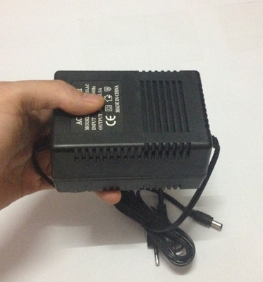 220V Eingang 24v Wechselstrom-Ausgang 3a Transformator Stromversorgungsadapter für CCTV PTZ-Kamera
