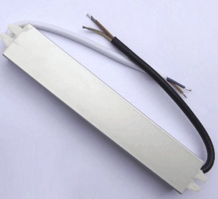 Wasserdichte Stromversorgung AC110-265V zu DC 12V/24V 24W LED-Treiberwandler für LED-Schilder