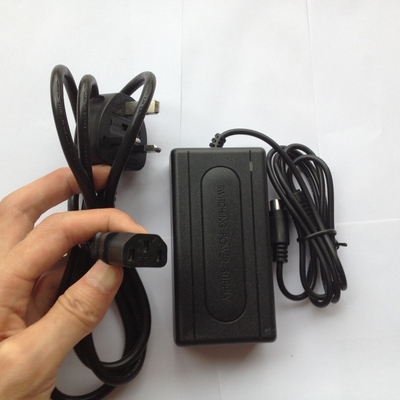 Stecker in Wechselstrom 12V 24V 15V 36V Adapter 2A 3A 4A 5A 8A 10A 12,5A Stromversorgung für LED
