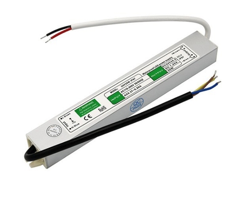 Konstante Spannung Ausgang LED-Treiber 12V 30W für AC 100-270V Eingang und wasserdichte Konstruktion