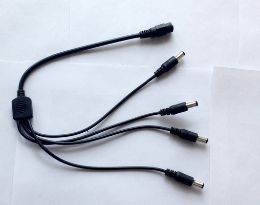 Kupfer 1 weibliche zu 4 männliche Stromversorgung Splitter Converter für CCTV Kamera DVR 12V
