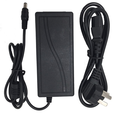 Vielseitige 12v 6a AC DC-Stromversorgung mit 100-240v Eingang und mehreren Ausgangsmöglichkeiten