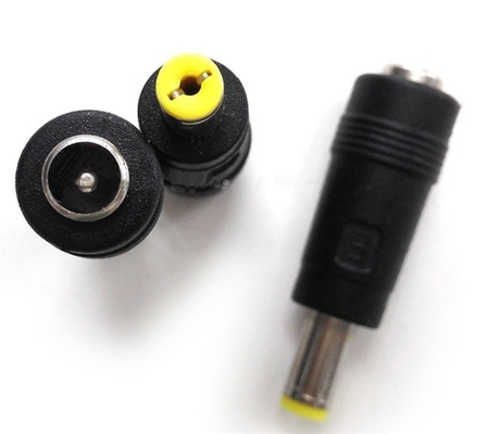 Schwarzer Adapter für Gleichstromanschluss 5.5x1.7mm Männlich zu 5.5x2.1mm Weiblich Jack-Anschluss