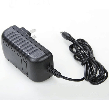 AC DC 12V 1A 1000mA Stromadapter Transformator Adapter 100-240V Eingang für AU Wandmontage