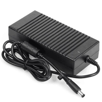 C-Power 24V 6A Gleichspannungsadapter und langlebig mit optionalem Gleichspannanschluss 5.5*2.1 5.5*2.5