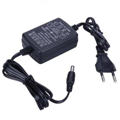 Stecker 12V Gleichstromadapter 5V 1A 12W 12V 2A 24W zum Anschließen elektrischer Geräte