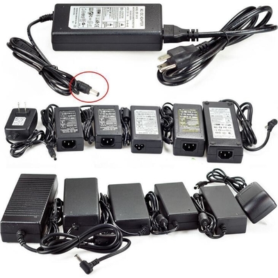 Leistungsstarker 48VDC 150W Max-Ausgangs-Power-Adapter für AC100-240V-Eingang mit C-Power