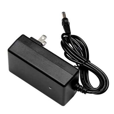 CE FCC ROHS zertifizierte 16,8V 2A Lithium-Ionen-Batterielader für C-Power-Power-Adapter