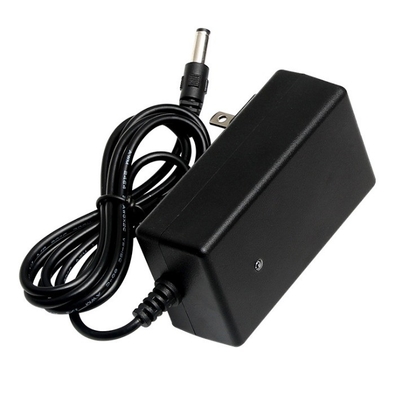 CE FCC ROHS zertifizierte 16,8V 2A Lithium-Ionen-Batterielader für C-Power-Power-Adapter