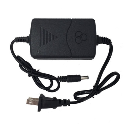 24V Desktop-Power-Adapter 12V 2A für Steckverbinder C-Power AC 100-240V Eingang