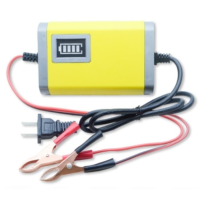 C-Power 12V 2A vollautomatische 3-stufige Bleibatterielader für Auto und Motorrad