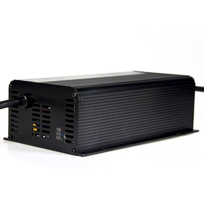 48V 20a 135AH Schnellladegerät für Li-Ionen-Lithium-Polymer-Batterie 13s 14s 15s 16s 17s Hergestellt