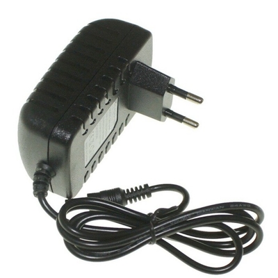 Stabiler Ausgang C-Leistung Konstante Spannung AC100-240V DC 5V 2,5A Netzausrüstung für Effizienz