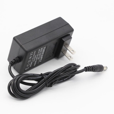 15V 2A 30W Gleichstrom-Ausgangstyp Wechselstrom-Gleichstrom-Power-Adapter für LED-Leuchten und elektrische Geräte