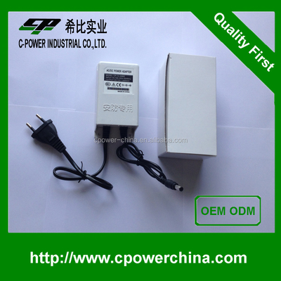 12V 24W Outdoor Power Adapter mit 2000mA Ausgangsstrom und sanftem Weißdesign