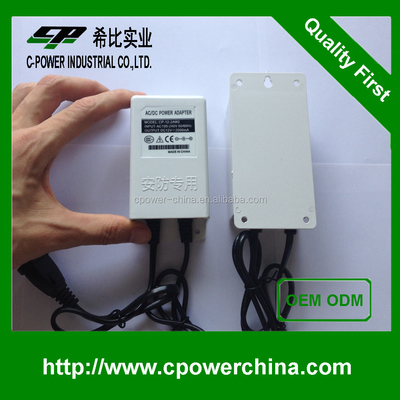 12V 24W Outdoor Power Adapter mit 2000mA Ausgangsstrom und sanftem Weißdesign