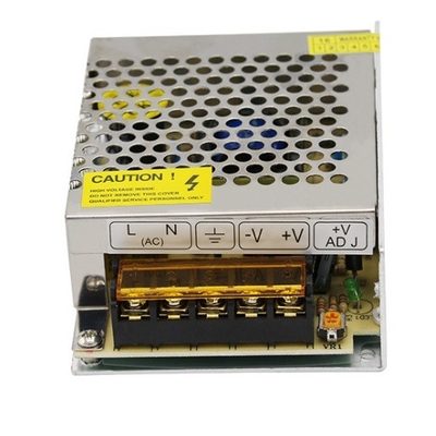 24V 3 Ampere C-Power Silber AC DC Stromversorgung mit einer Effizienz von 82% und Silber Design